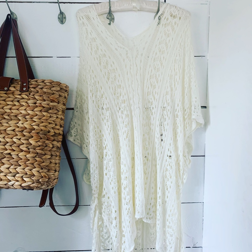 Soft Cream Knit Beach Cover up - Women’s Large